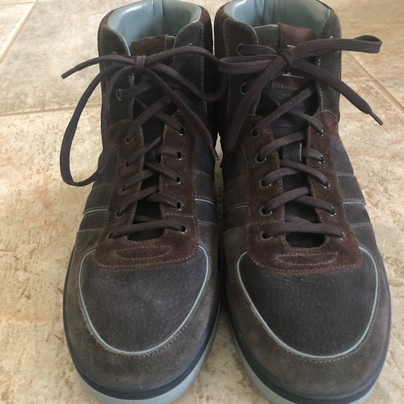 LOUIS VUITTON SIZE 11 HIGH TOP SNEAKERS - Picture 1 of 8